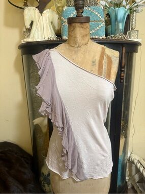 Alice + Olivia White One-Shoulder Ruffle Blouse with Lavender Ruffle
